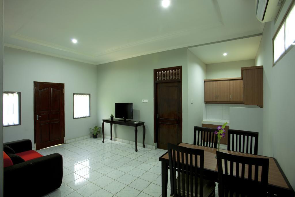 Sari Indah Cottages Kuta  Bagian luar foto